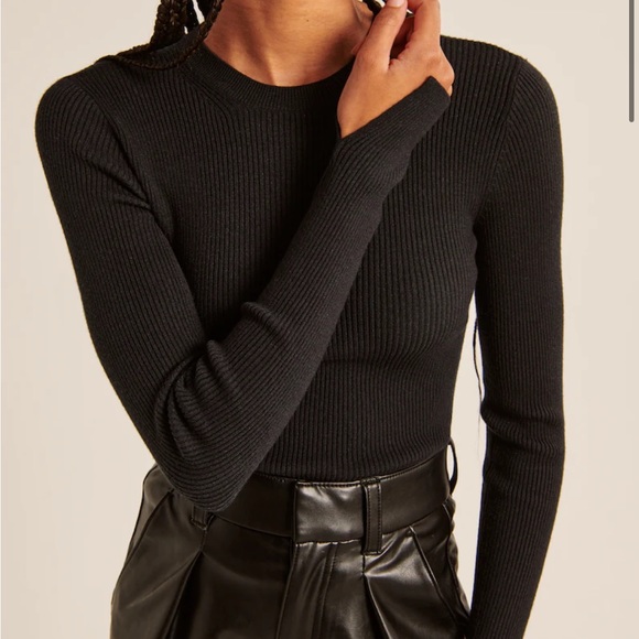 Abercrombie LuxeLoft Slim Crew Sweater - Picture 1 of 3